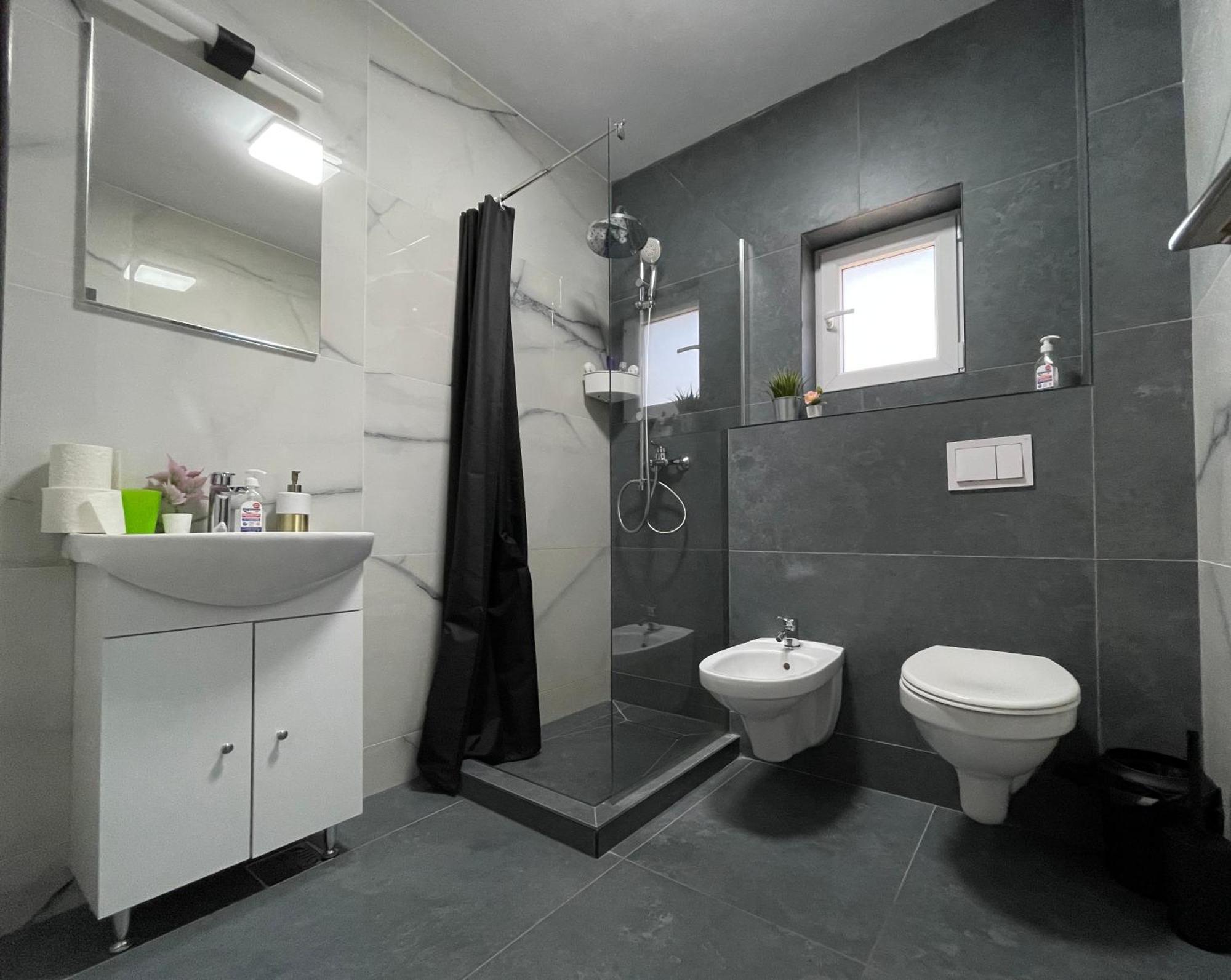 Amurresidence Sauna 5 Apartments Free Parking Yaş Dış mekan fotoğraf
